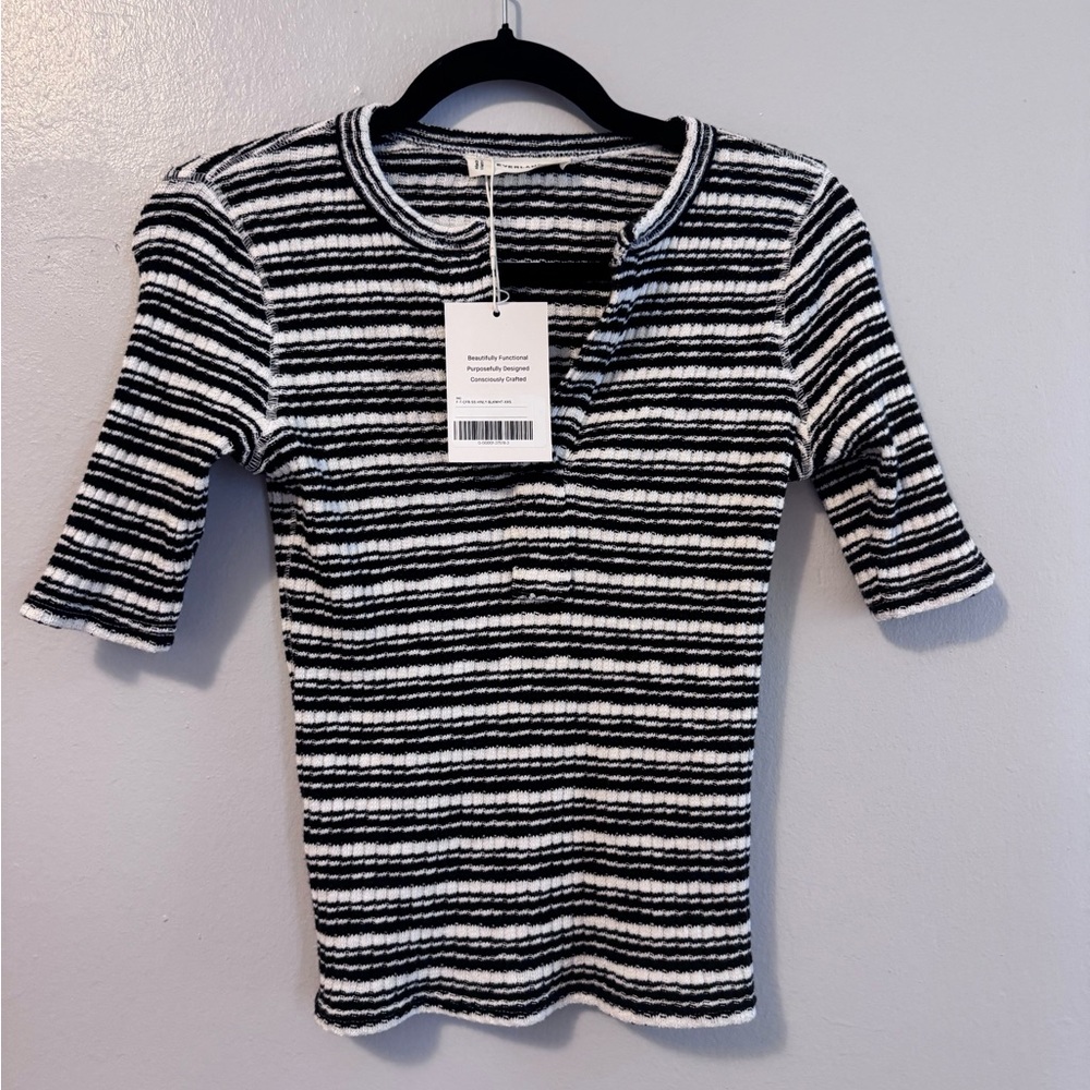 Everlane  Striped Black and White Women's Top